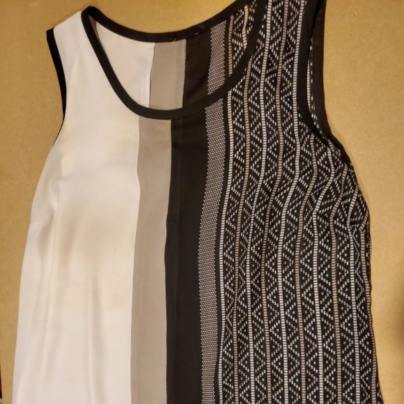 [Stylish] Sleeveless Blouse - Picture 1 of 2